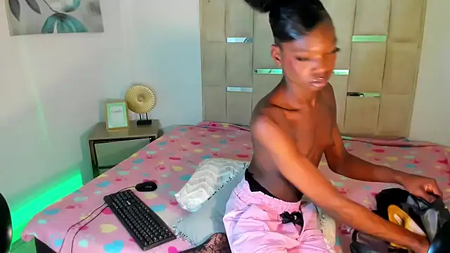Keily_Tsx1 live cam on StripChat