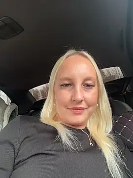 MerlinDave doggy ass view cam