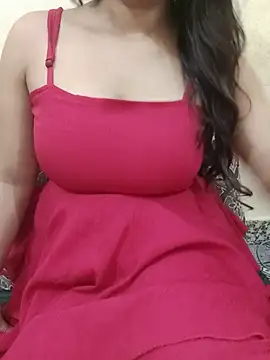 Its_pihu confident mature cam