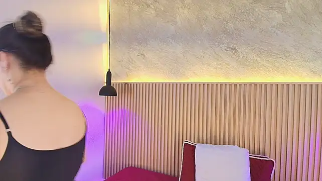 big_tits_in_your_face webcam
