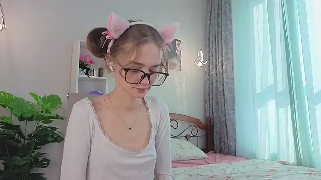 vialeta_baby live cam on StripChat
