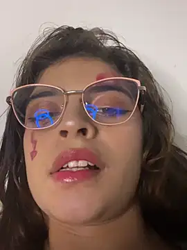 Alahia_Bliss_ live sex cam