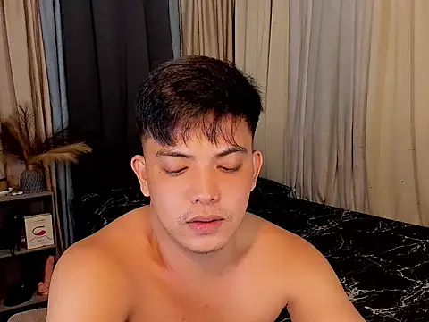 YourAsianBradley
