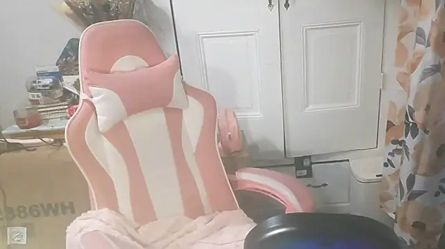 nastydianastrips