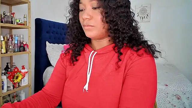 AVAsParadise live cam on StripChat