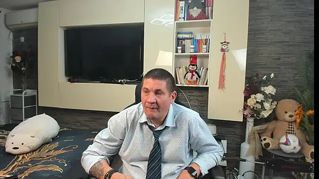 SpartacusDaddy48 webcam