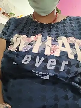 Ass_big_girl live cam on StripChat