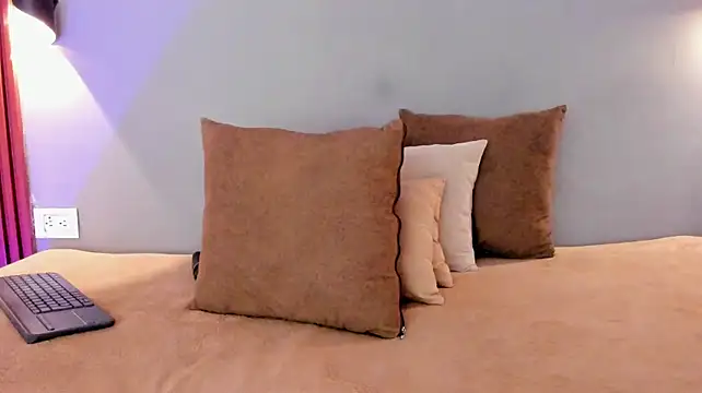 Stephanni_