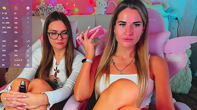 hotty_girls_here