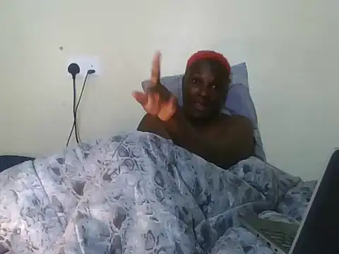 ebonysubmissivee