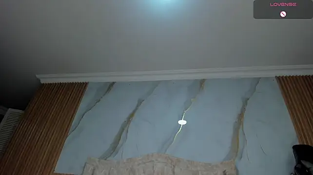mia_18v