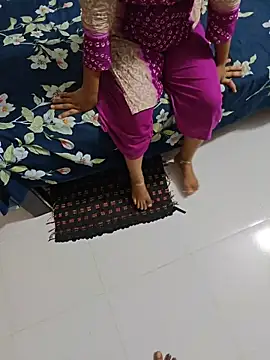 Younger_Couples webcam
