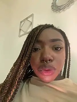alissradiante1 webcam