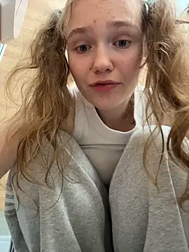 RussianWoman webcam