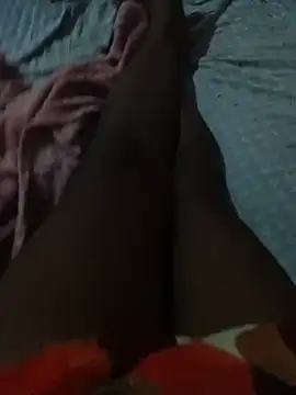hellenfreitas123 live cam on StripChat