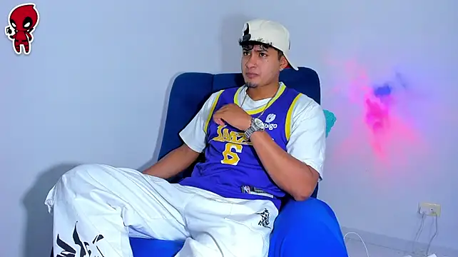 Thiago_snoop live cam on StripChat