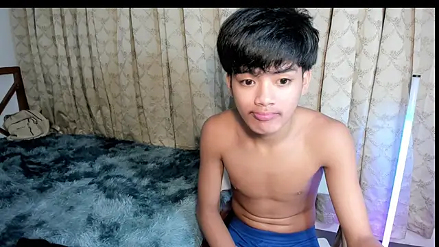xlovertwinkcute (M young) - JERKING UNTILL CUMMING