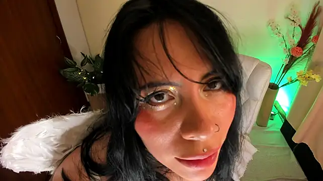 Silvanna-Moree live cam on StripChat