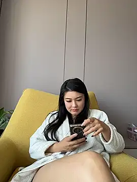 Yueyue181 live sex cam