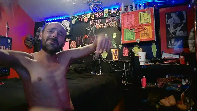 daddyandsplashqueen (Ask my age) - Flash titties