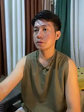 xshyboyx live cam on StripChat