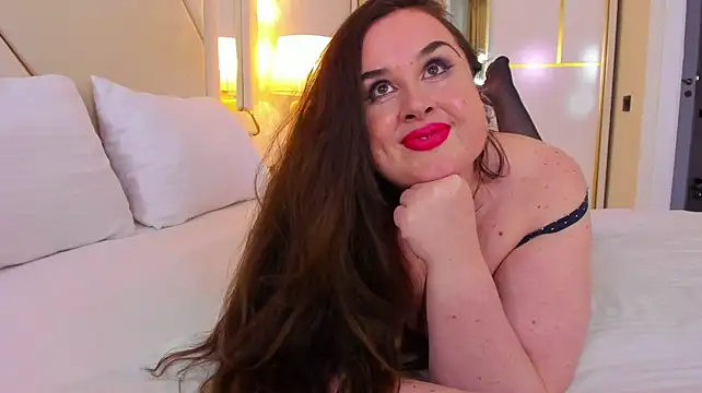 Mommylongnipples live cam on StripChat