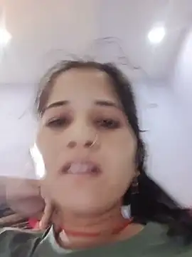 Sanjna_babby live cam on StripChat