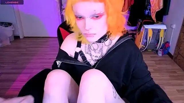 meow_nicole live cam on StripChat