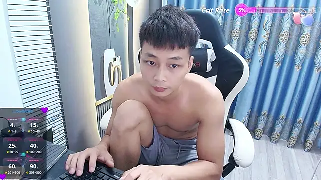 Naughty___asian live cam on StripChat