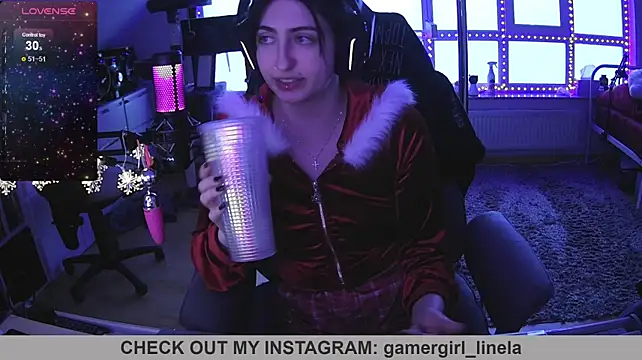 Gamergirl-Linela