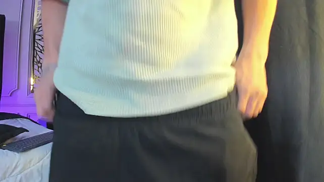 adrian_black86306 webcam