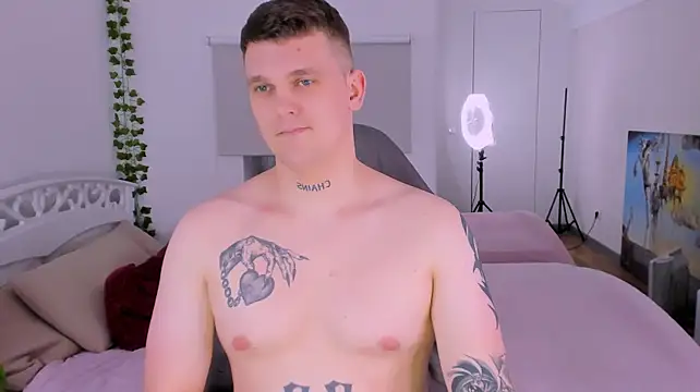 HotVanee