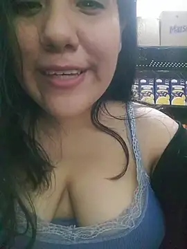 Kalani_Engel webcam