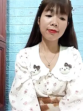 AmyLinee01 webcam stripchat model stream image