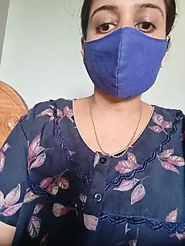 Tamil_shalini live room snapshot on Stripchat