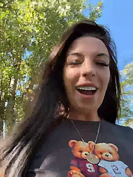Almmaxxxx live cam on StripChat