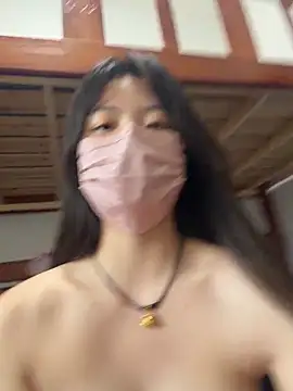 xiaxia868 live cam on StripChat