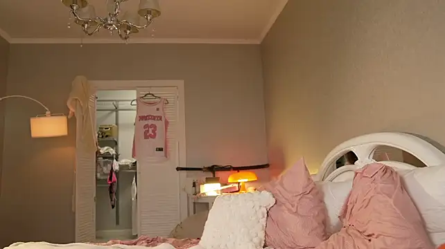 Dolly_Di