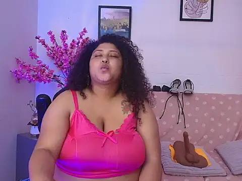 Aylin_boobs webcam
