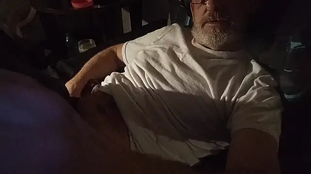 Kitrider live cam on StripChat