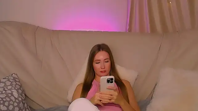 EllyColins
