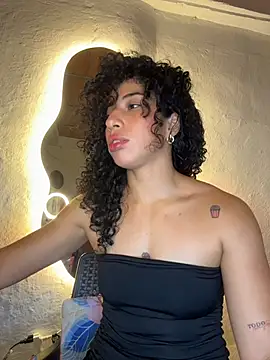Miily_0 live cam on StripChat