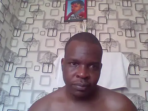 Chumba_001 live cam on StripChat