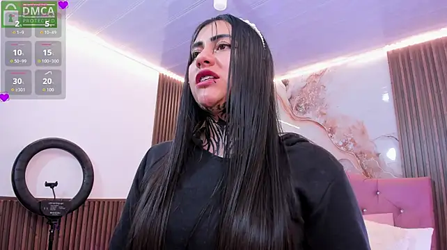Kiara_tay