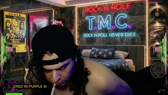 chino_roz live cam on StripChat