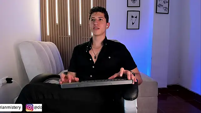 Dorianmistery2322_ live sex cam