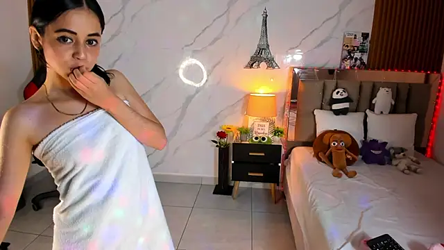 HannaSexyy Lovense Latina cam