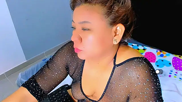 victoria_love89 dirty talk doggy style chat