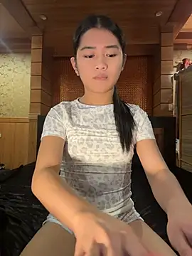 hugecock_molly live sex cam