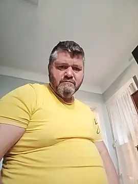 mariusSingur live cam on StripChat